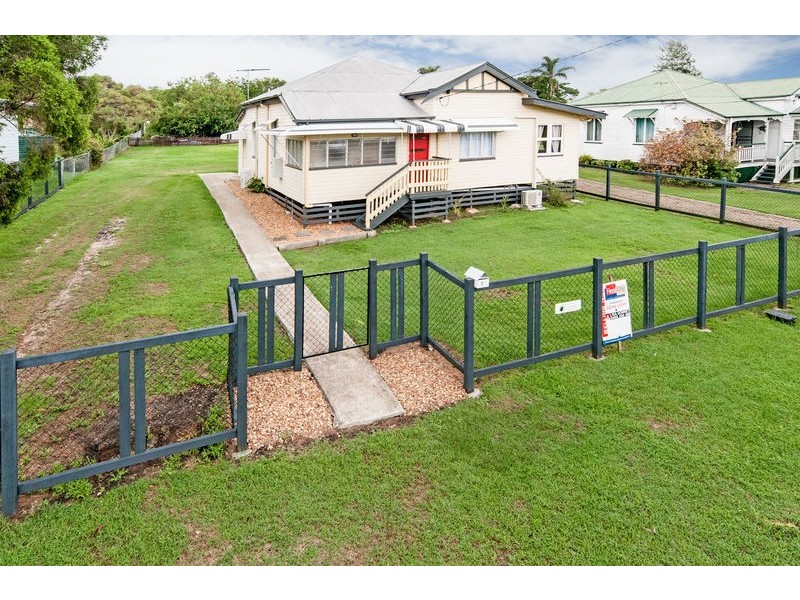 55 Lusitania Street, Newtown QLD 4305