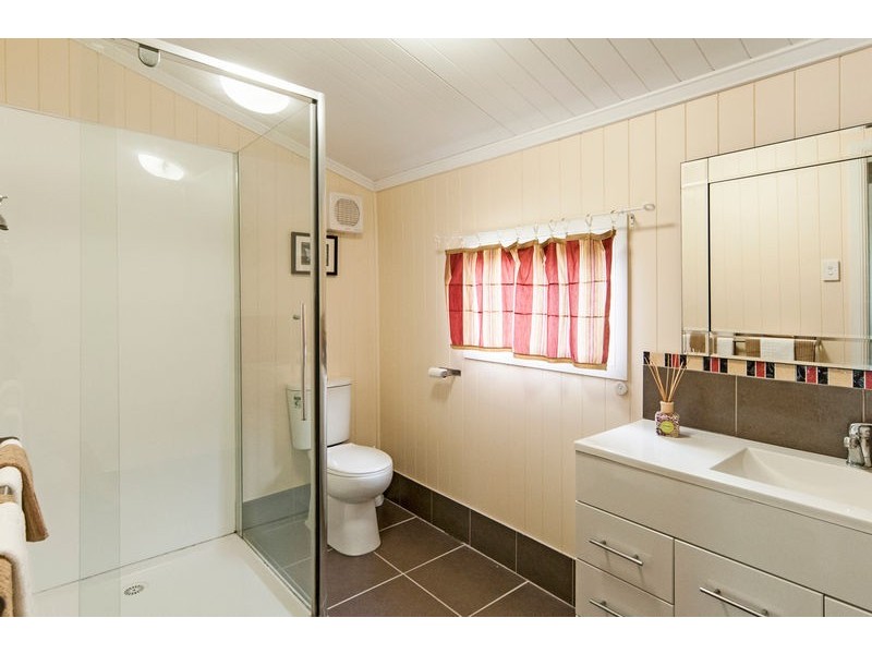 55 Lusitania Street, Newtown QLD 4305