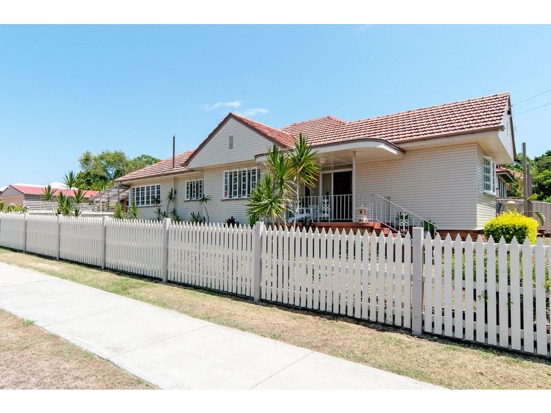 69 Whitehill Road, Eastern Heights QLD 4305