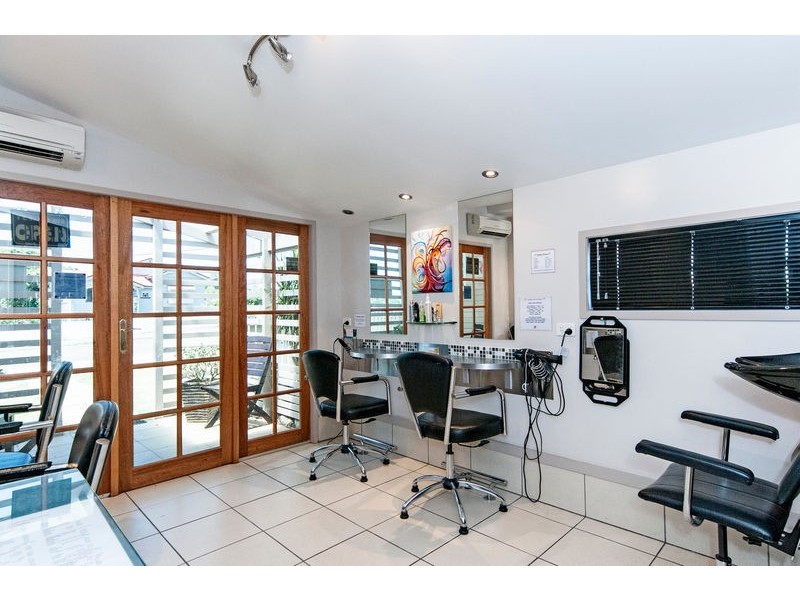 69 Whitehill Road, Eastern Heights QLD 4305