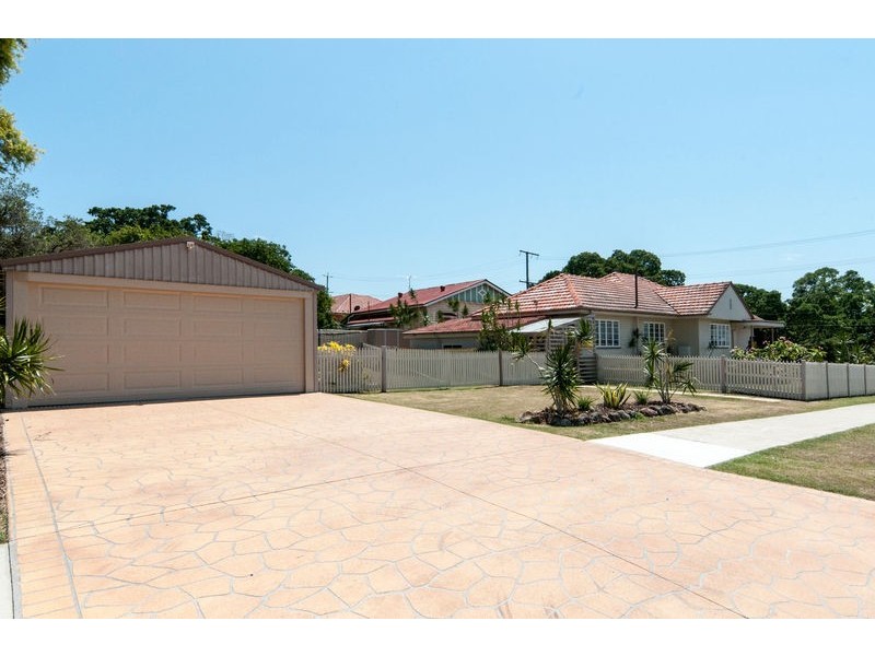 69 Whitehill Road, Eastern Heights QLD 4305