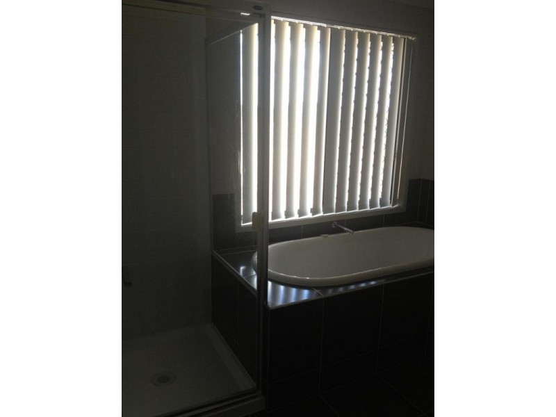 28 Currawong Street, Deebing Heights QLD 4306