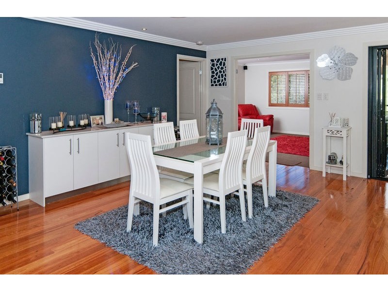 18 Jacana Crescent, Flinders View QLD 4305