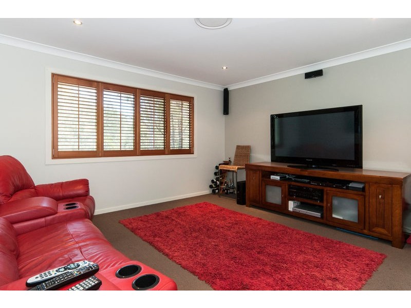 18 Jacana Crescent, Flinders View QLD 4305