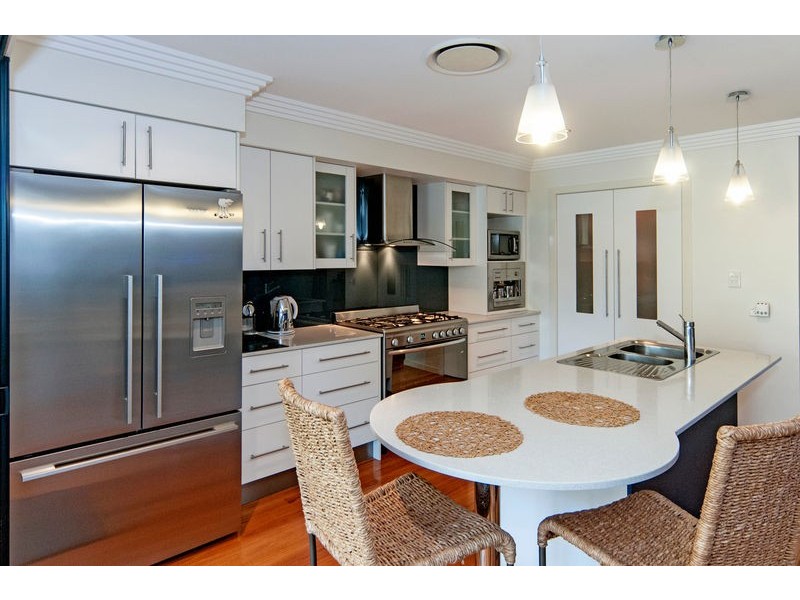 18 Jacana Crescent, Flinders View QLD 4305