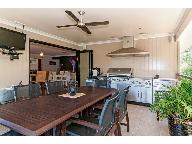 18 Jacana Crescent, Flinders View QLD 4305