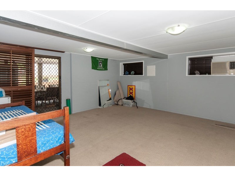 37 David Street, North Booval QLD 4304