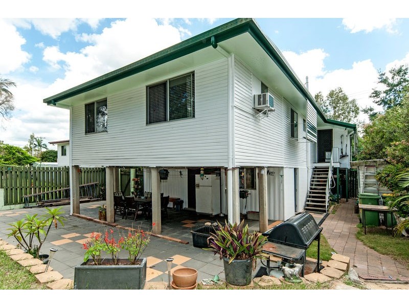 37 David Street, North Booval QLD 4304