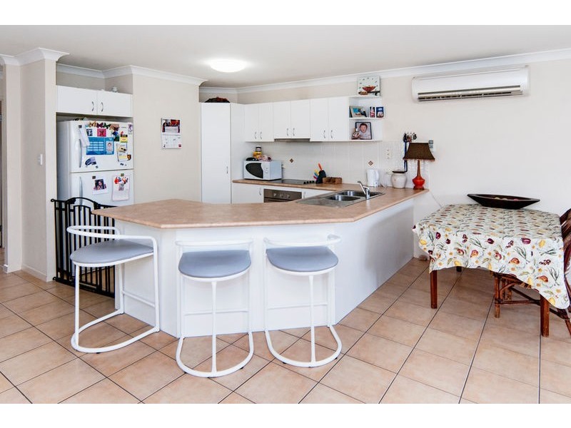 17 Tea Tree Place, Raceview QLD 4305