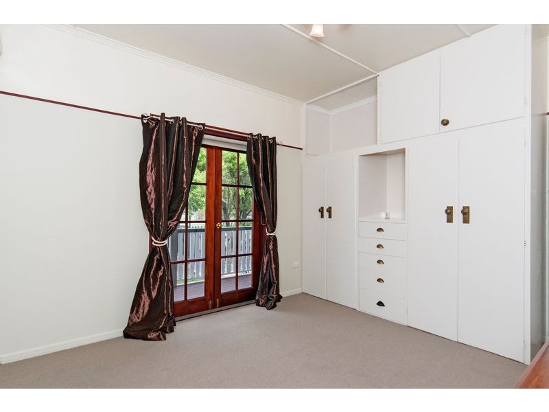 28 Cafferky Street, One Mile QLD 4305