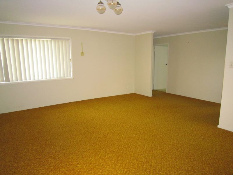 4 Olive Street, Flinders View QLD 4305