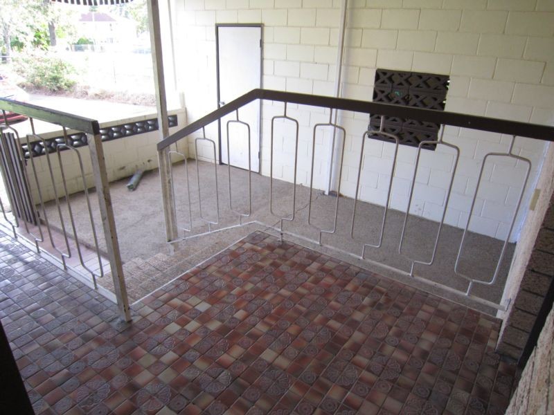 4 Olive Street, Flinders View QLD 4305