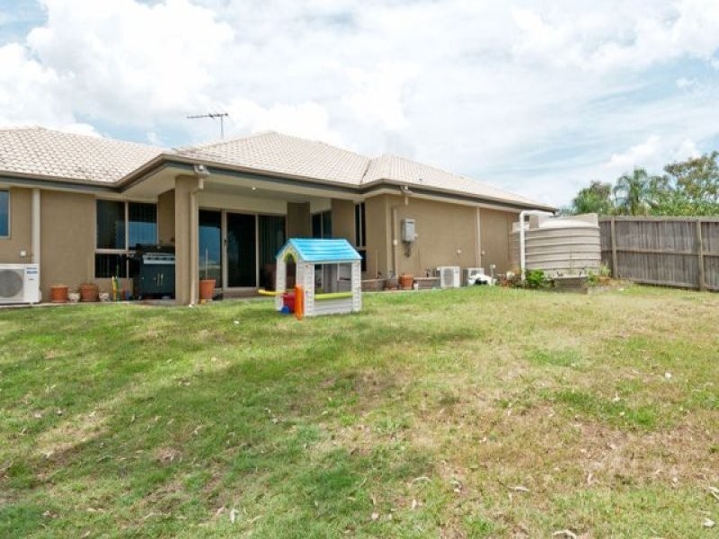 21 Nuala Street, Yamanto QLD 4305