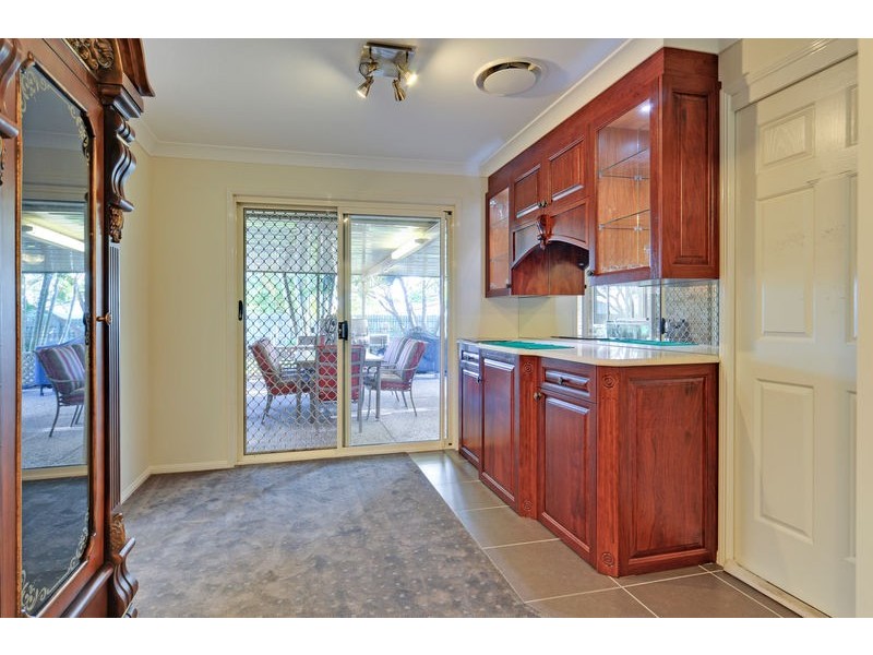 37 Jacana Crescent, Flinders View QLD 4305