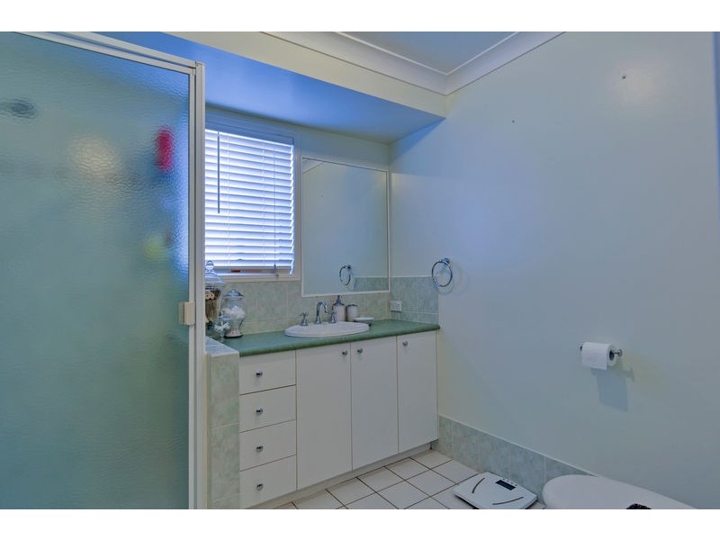 37 Jacana Crescent, Flinders View QLD 4305