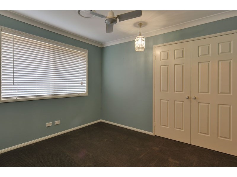 37 Jacana Crescent, Flinders View QLD 4305