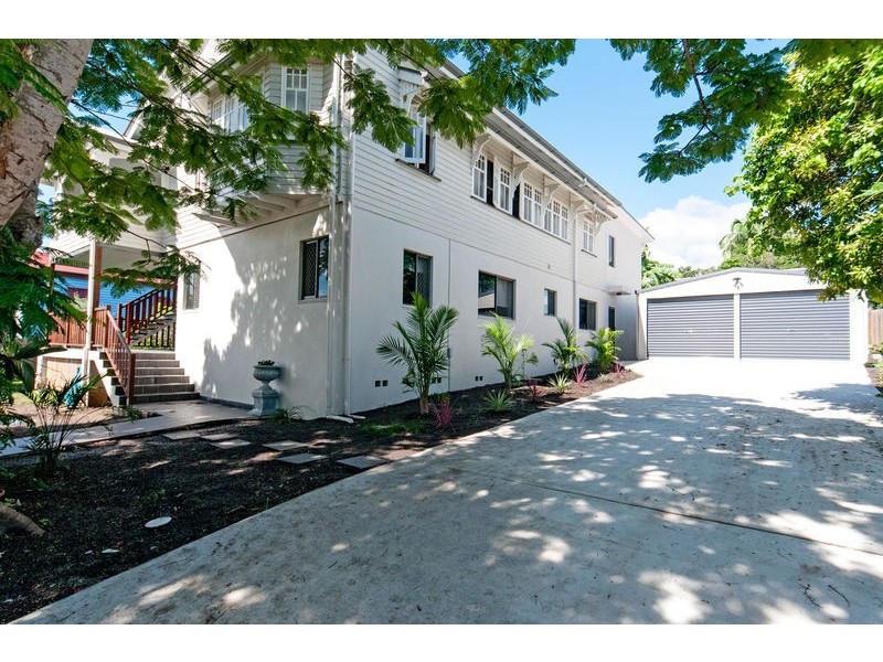 10 Thorn Street, Ipswich QLD 4305
