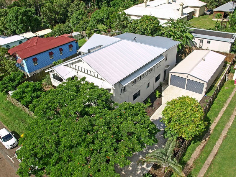 10 Thorn Street, Ipswich QLD 4305