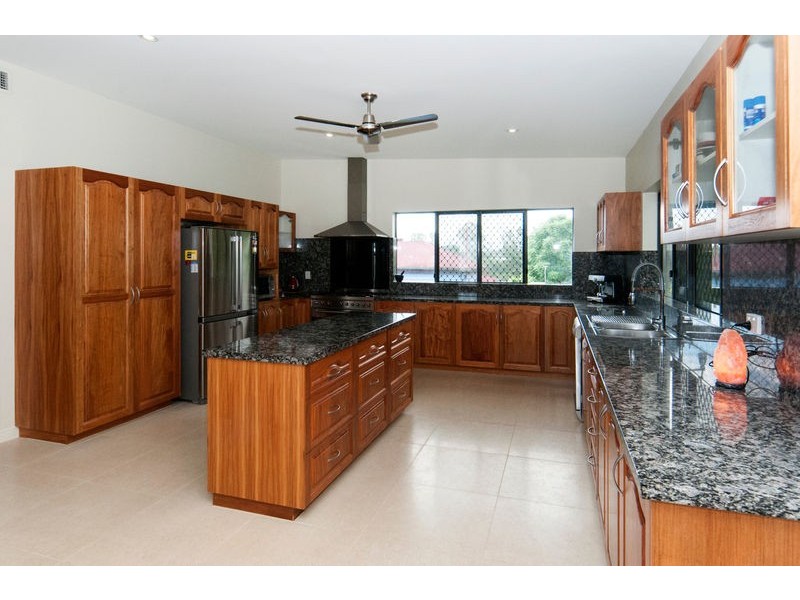 10 Thorn Street, Ipswich QLD 4305
