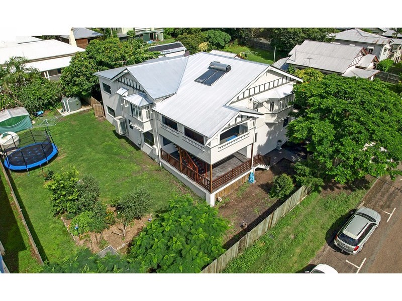 10 Thorn Street, Ipswich QLD 4305