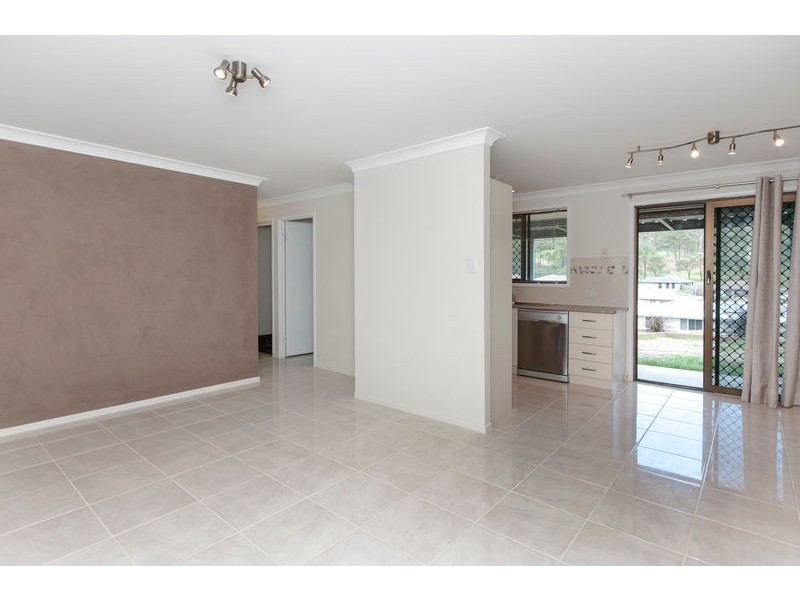 117 Mary Street, Blackstone QLD 4304