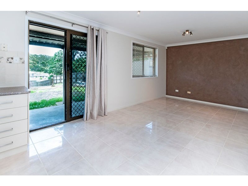 117 Mary Street, Blackstone QLD 4304