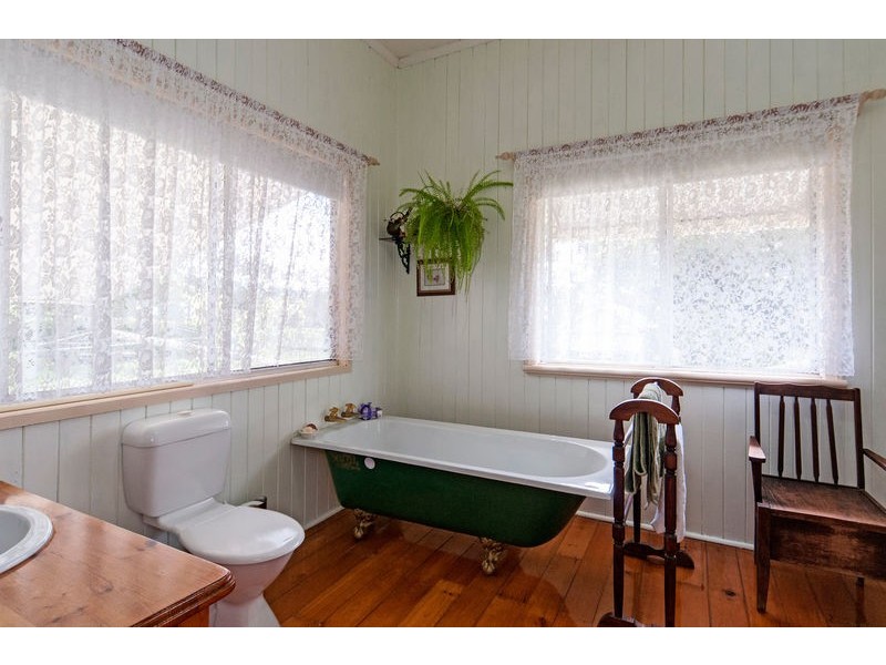 61 Henderson Road, Lanefield QLD 4340
