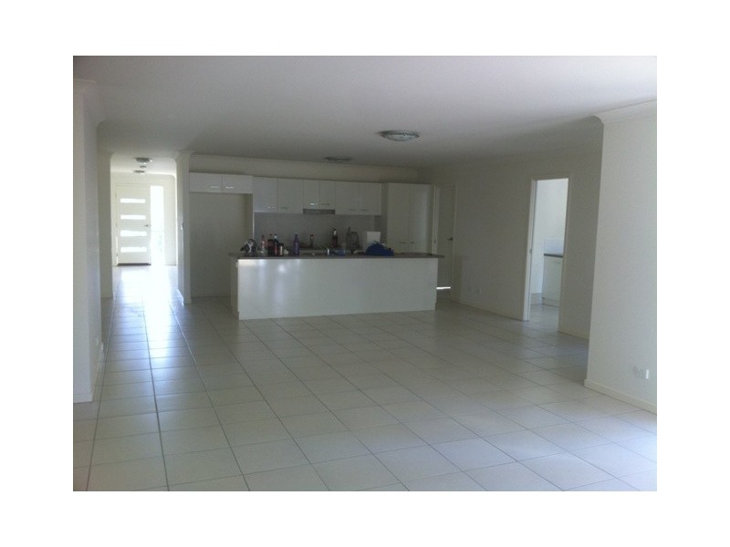 9A Ogilvie Street, Bundamba QLD 4304