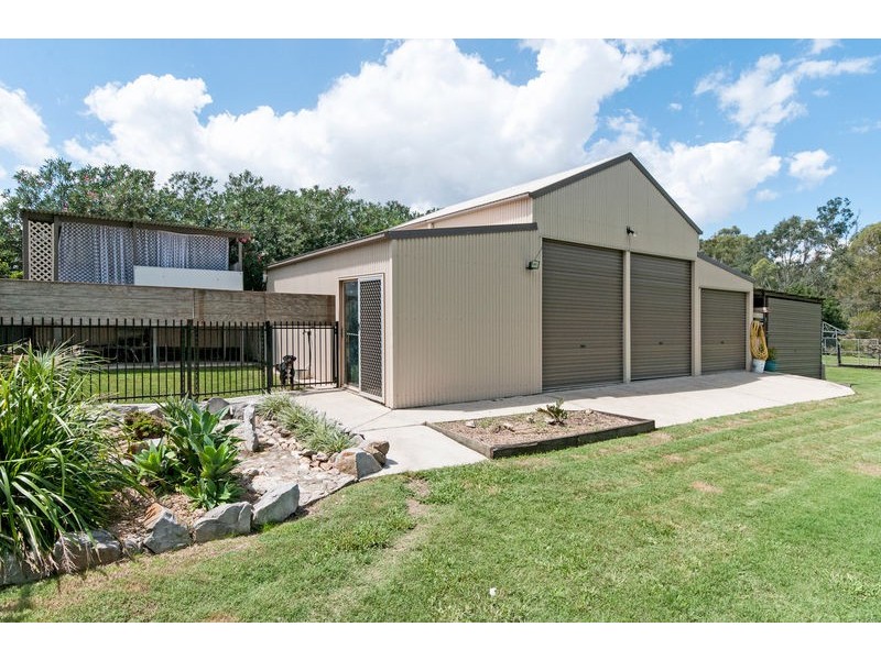 31 Knight Avenue, Silkstone QLD 4304