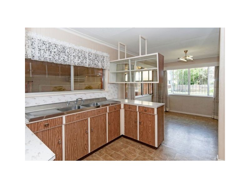 14a Dudleigh Street, Booval QLD 4304