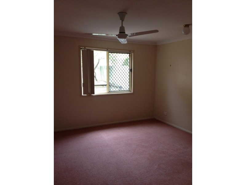 3 Elmhurst Crescent, Flinders View QLD 4305