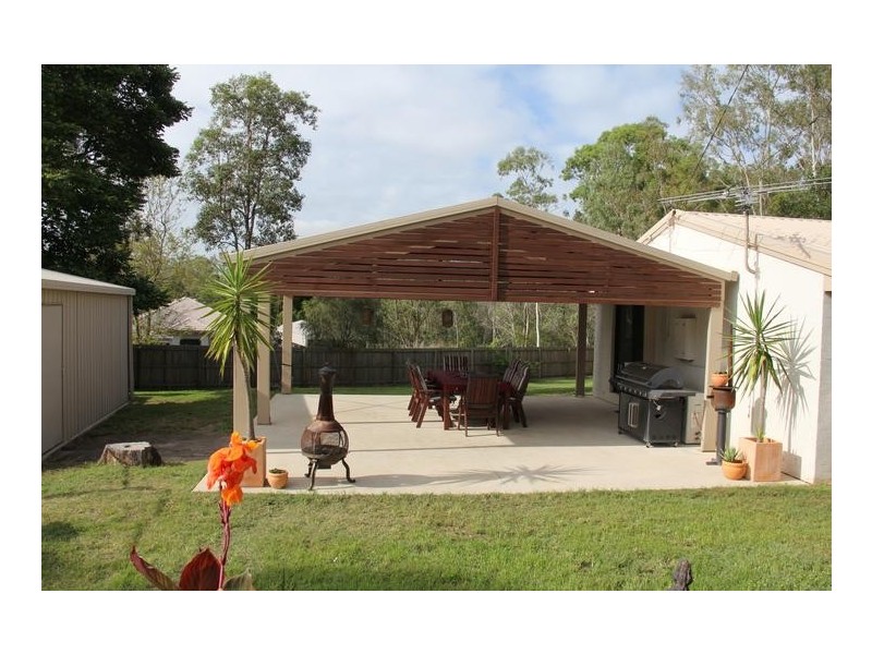 102 Arthur Summervilles Road, Karalee QLD 4306
