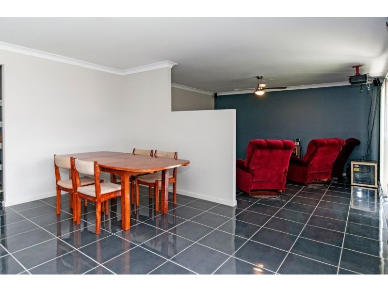 17 Earlwood Court, Raceview QLD 4305