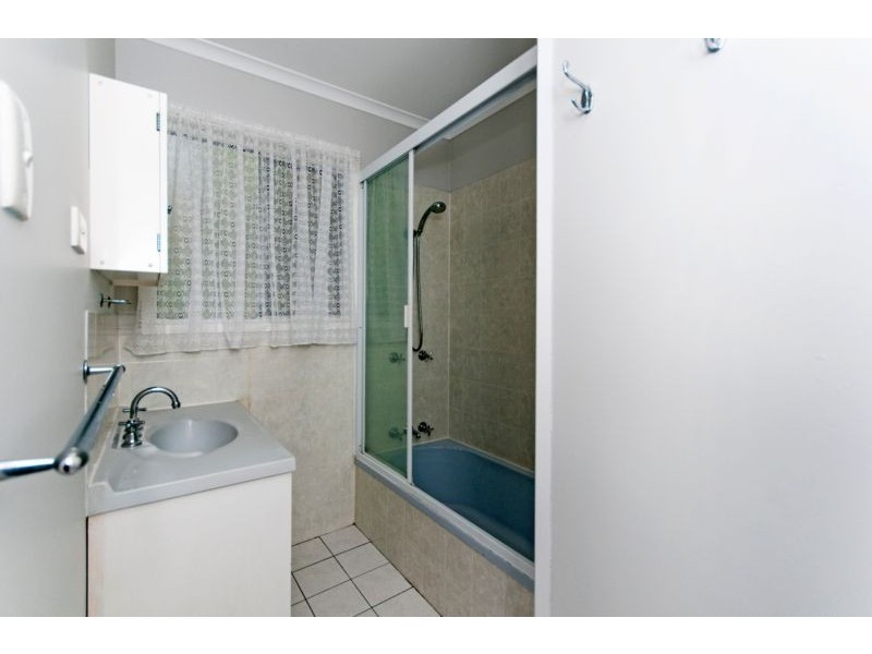 19 Saunders Street, Flinders View QLD 4305