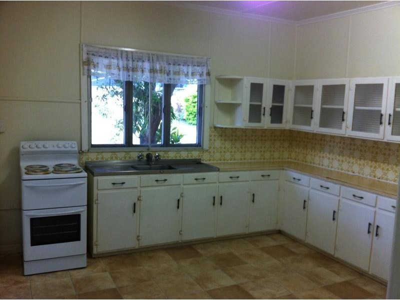 7 Orangefield Street, Eastern Heights QLD 4305