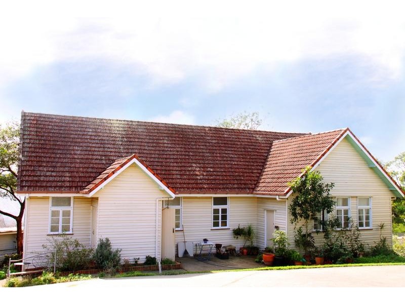 26 Harwood Street, Bardon QLD 4065