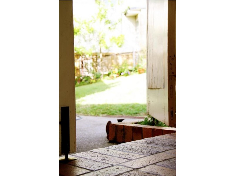 26 Harwood Street, Bardon QLD 4065