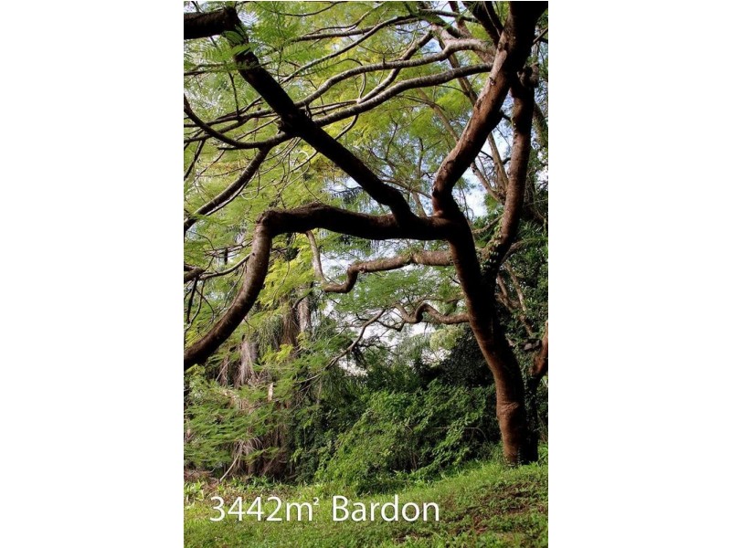 26 Harwood Street, Bardon QLD 4065