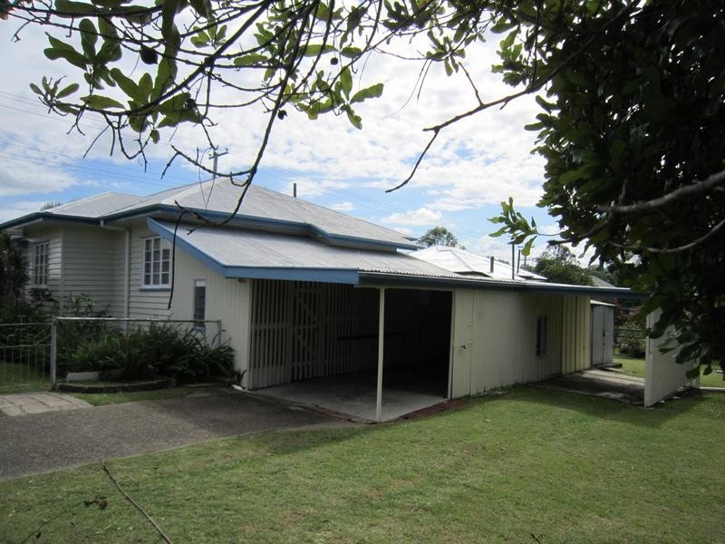 10 Hunter Street, Brassall QLD 4305