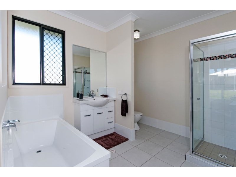 36 Tulip Street, Yamanto QLD 4305