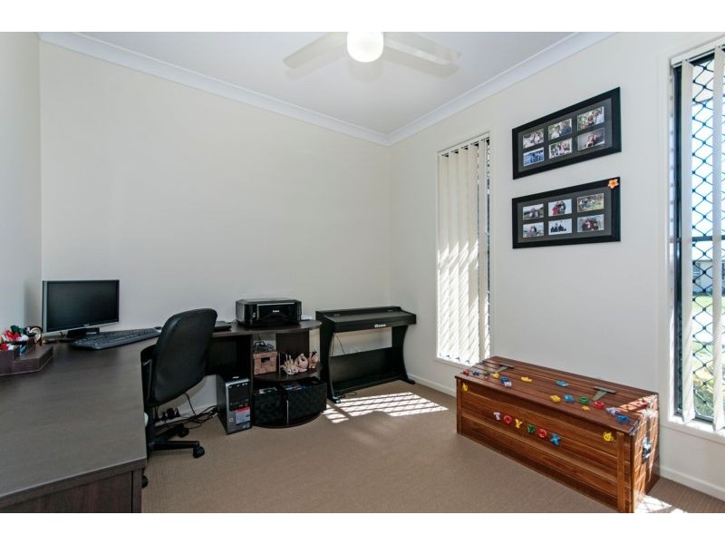 36 Tulip Street, Yamanto QLD 4305
