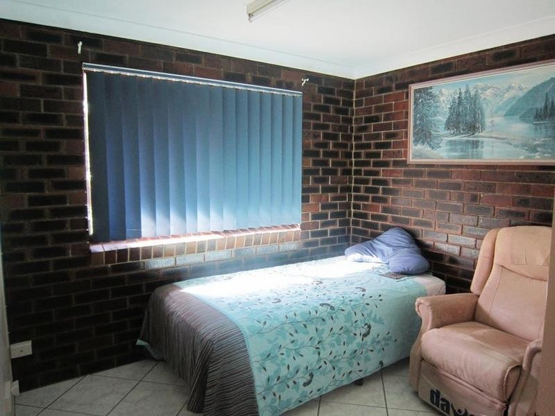 1/160 Glebe Road, Booval QLD 4304