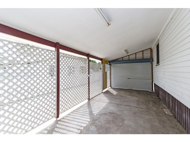 24 Greenham Street, Raceview QLD 4305