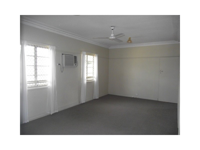 9A Park Street, Ipswich QLD 4305