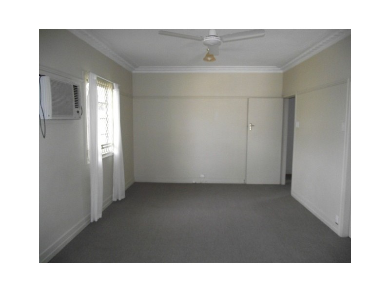 9A Park Street, Ipswich QLD 4305