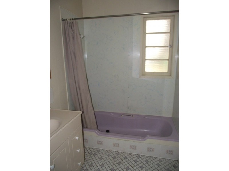 9A Park Street, Ipswich QLD 4305