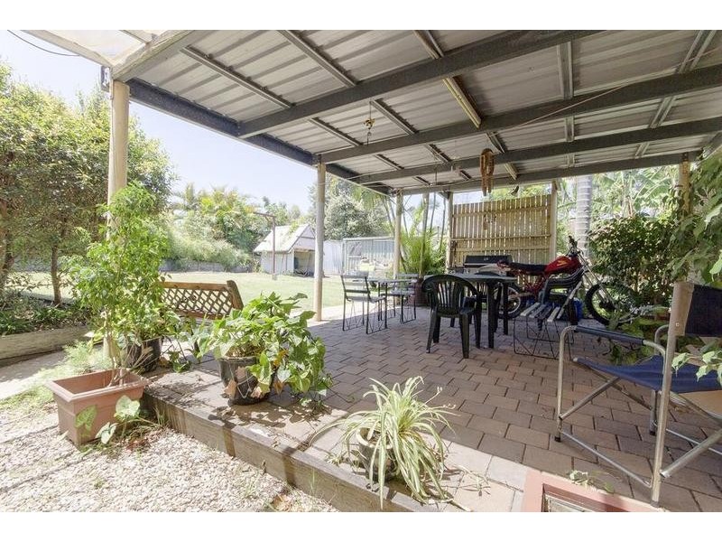 8 Rapur Street, Raceview QLD 4305