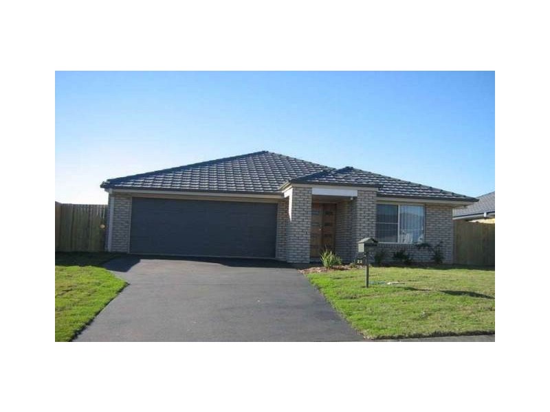 22 Brighton Street, Raceview QLD 4305