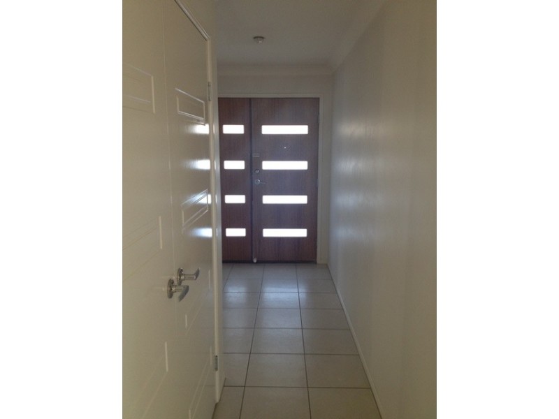 22 Brighton Street, Raceview QLD 4305