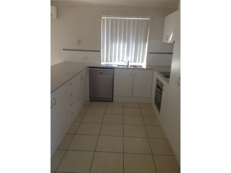 22 Brighton Street, Raceview QLD 4305